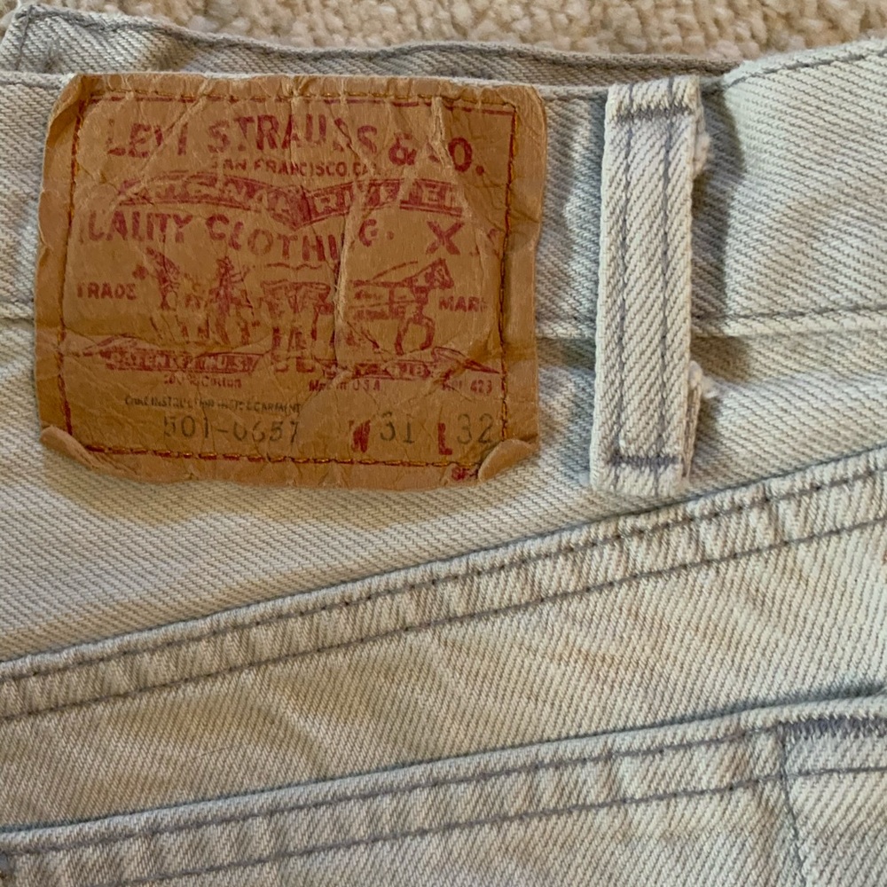 Levi’s - Picture 3 of 3